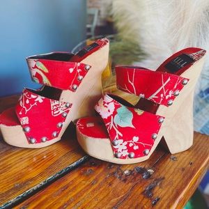 Retro-Vintage Asian inspired Wooden Platforms